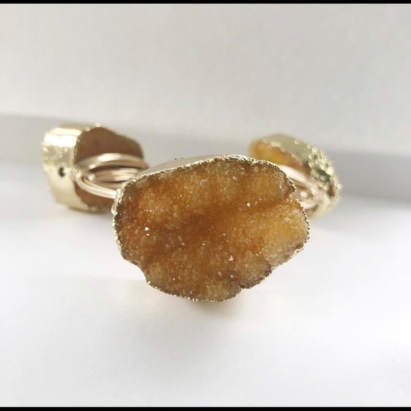 β¨LAST! Handmade Druzy Stone Wire Wrapped Bangle - Picture 9 of 9